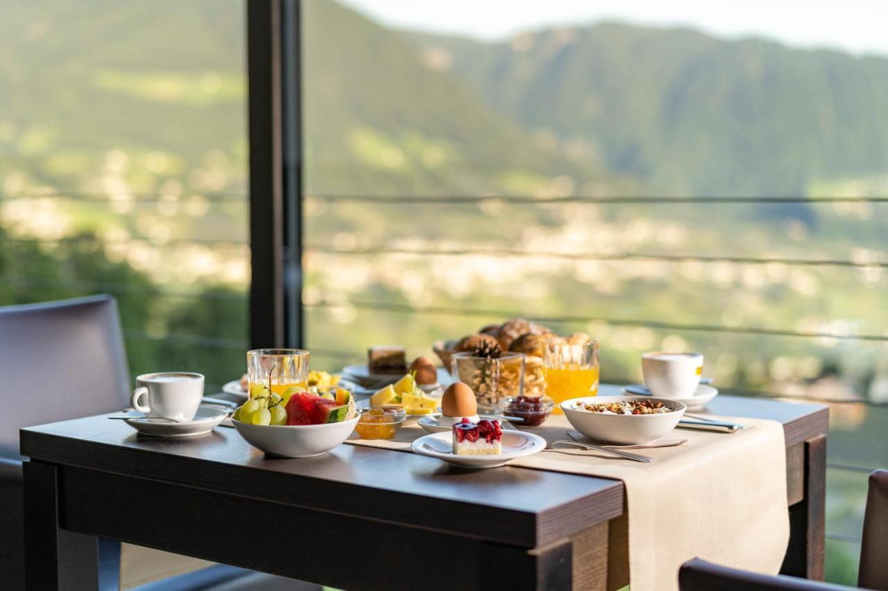 Hotel Lechner Tirolo Bagian luar foto